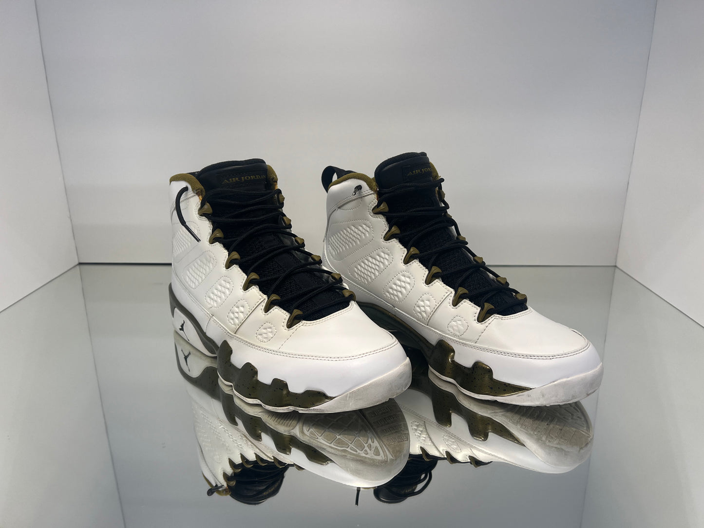 Air Jordan 9 ‘Statue’ [Used]