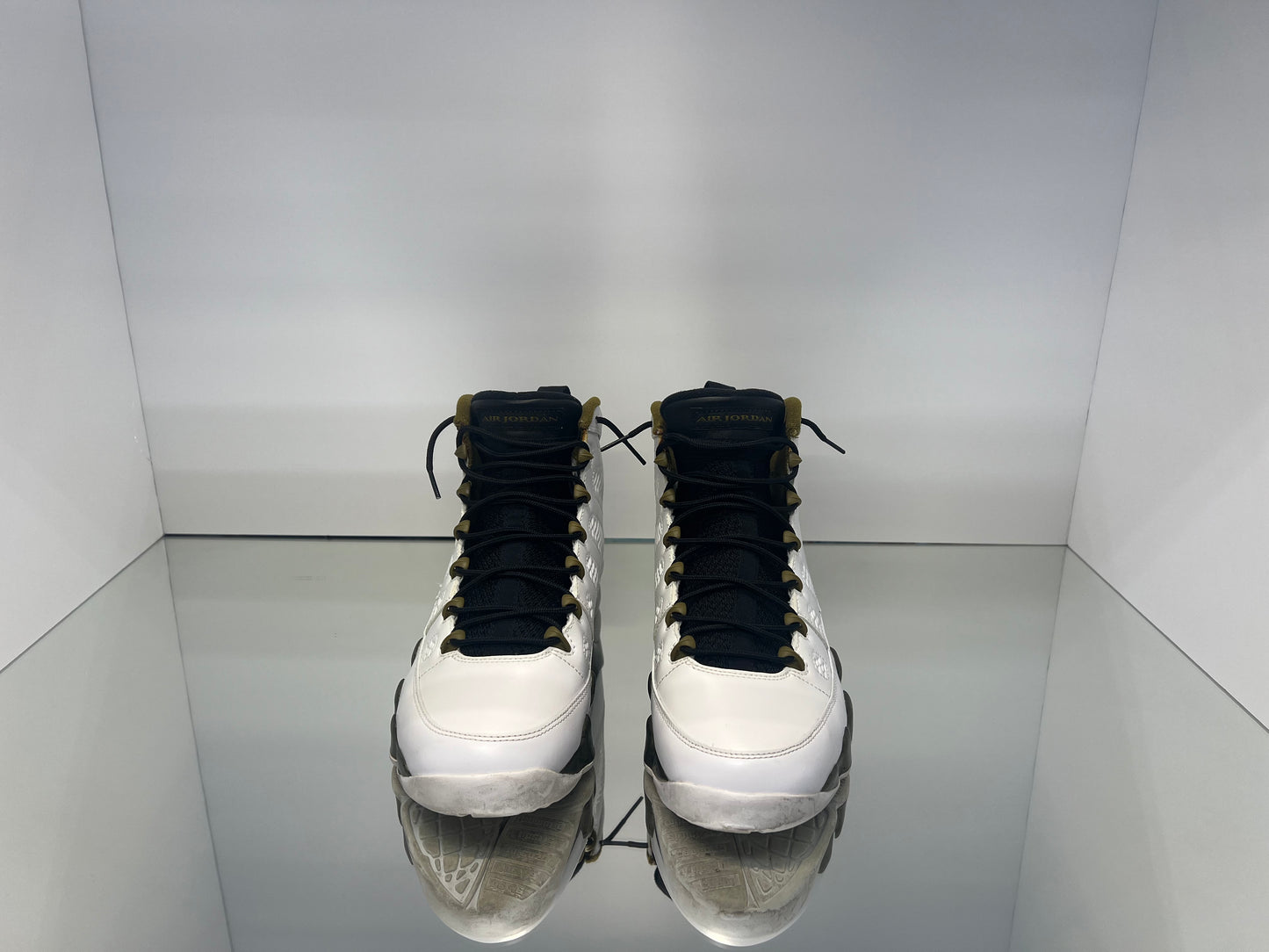 Air Jordan 9 ‘Statue’ [Used]