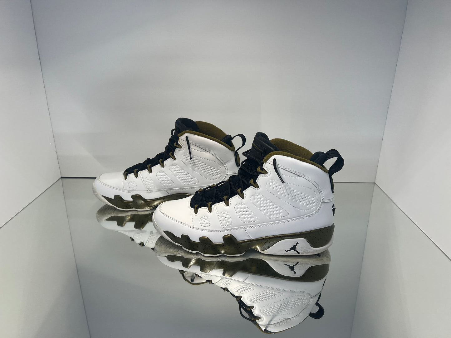 Air Jordan 9 ‘Statue’ [Used]