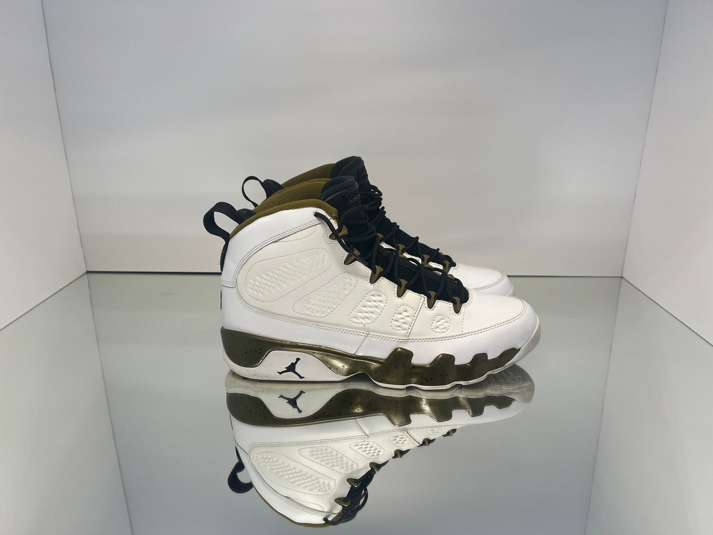 Air Jordan 9 ‘Statue’ [Used]